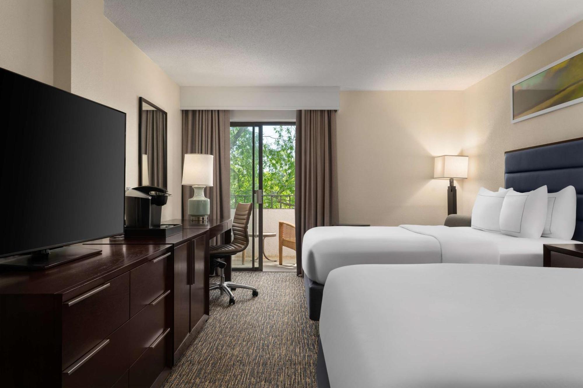 Doubletree By Hilton Hotel Columbia Exterior foto